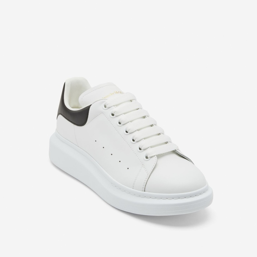 Alexander McQueen Oversized Sneaker in White/Black